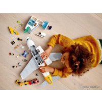 Конструктор LEGO City 60262 Пассажирский самолёт