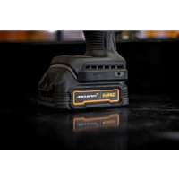 Винтоверт DeWalt DCF85ME2GT (с 2-мя АКБ, кейс)