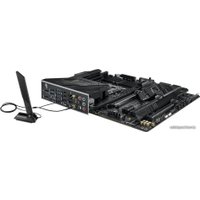 Материнская плата ASUS ROG Strix Z790-F Gaming WiFi