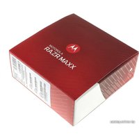 Телефон Motorola RAZR MAXX