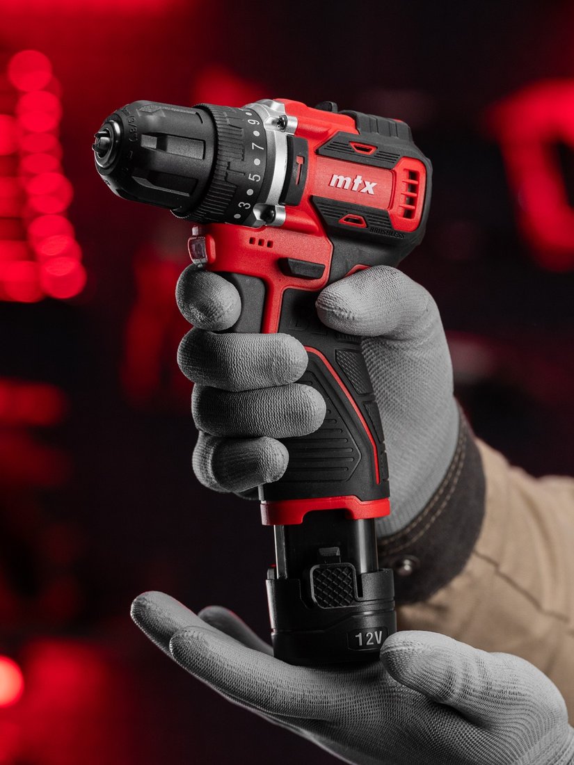 

Дрель-шуруповерт MTX CDB-BL-12 (с 2-мя АКБ, кейс)