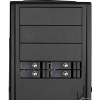 Корзина для накопителей SilverStone FS204