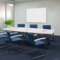 Магнитно-маркерная доска BRAUBERG Стандарт 60х90 см 235521