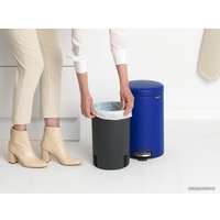 Мусорное ведро Brabantia Pedal Bin NewIcon 12 л (минерально-синий)