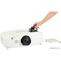Проектор Panasonic PT-EZ580E