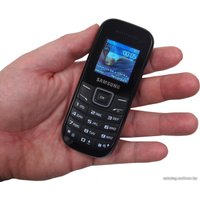 Кнопочный телефон Samsung Keystone II GT-E1200M