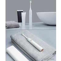 Электрическая зубная щетка Soocas X3U (футляр, 3 насадки, белый)