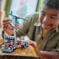 Конструктор LEGO Creator 31146 Грузовик-платформа с вертолетом 3в1