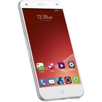 Телефон ZTE Blade S6
