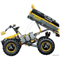 Конструктор LEGO Technic 42081 Volvo Колесный погрузчик Zeux