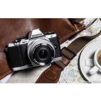 Беззеркальный фотоаппарат Olympus OM-D E-M10 Kit 14-42mm EZ