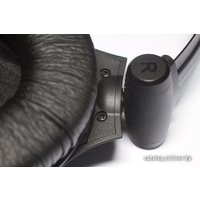 Наушники Sennheiser HD 380 PRO