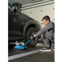 Подкатной домкрат Stels 51127 2т