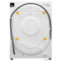 Стирально-сушильная машина Hotpoint BI WDHT 8548 V