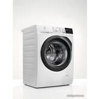 Стиральная машина Electrolux EW6F4R28B