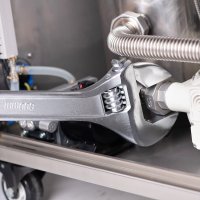 Ключ разводной Deli DL024A