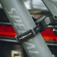 Велобагажник на фаркоп Thule Epos 979100