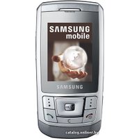 Телефон Samsung D900