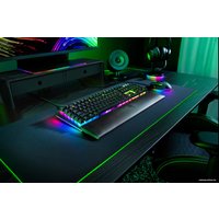 Клавиатура Razer BlackWidow V4 (Razer Yellow)