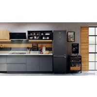Холодильник Hotpoint HTS 8202I BX O3