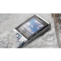 Кнопочный телефон Sony Ericsson C702