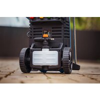 Мойка высокого давления Bort BHR-2300-Pro