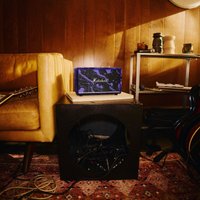 Беспроводная колонка Marshall Acton III Marshall x Hendrix 60th Anniversary Edition