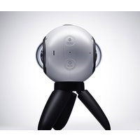 Экшен-камера Samsung Gear 360