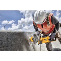 Бензорез DeWalt DCS690X2 (с 2-мя АКБ)