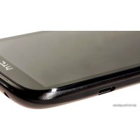 Смартфон HTC Desire X