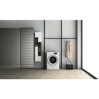 Стирально-сушильная машина Whirlpool FFWDD 1076258 SV EE