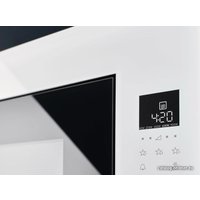 Микроволновая печь Electrolux KMFE264TEW