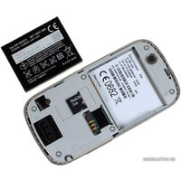 Кнопочный телефон Sony Ericsson W20i Zylo