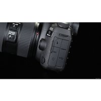 Зеркальный фотоаппарат Canon EOS 5D Mark IV Body