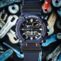 Наручные часы Casio G-Shock GA-900-2A