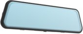D82