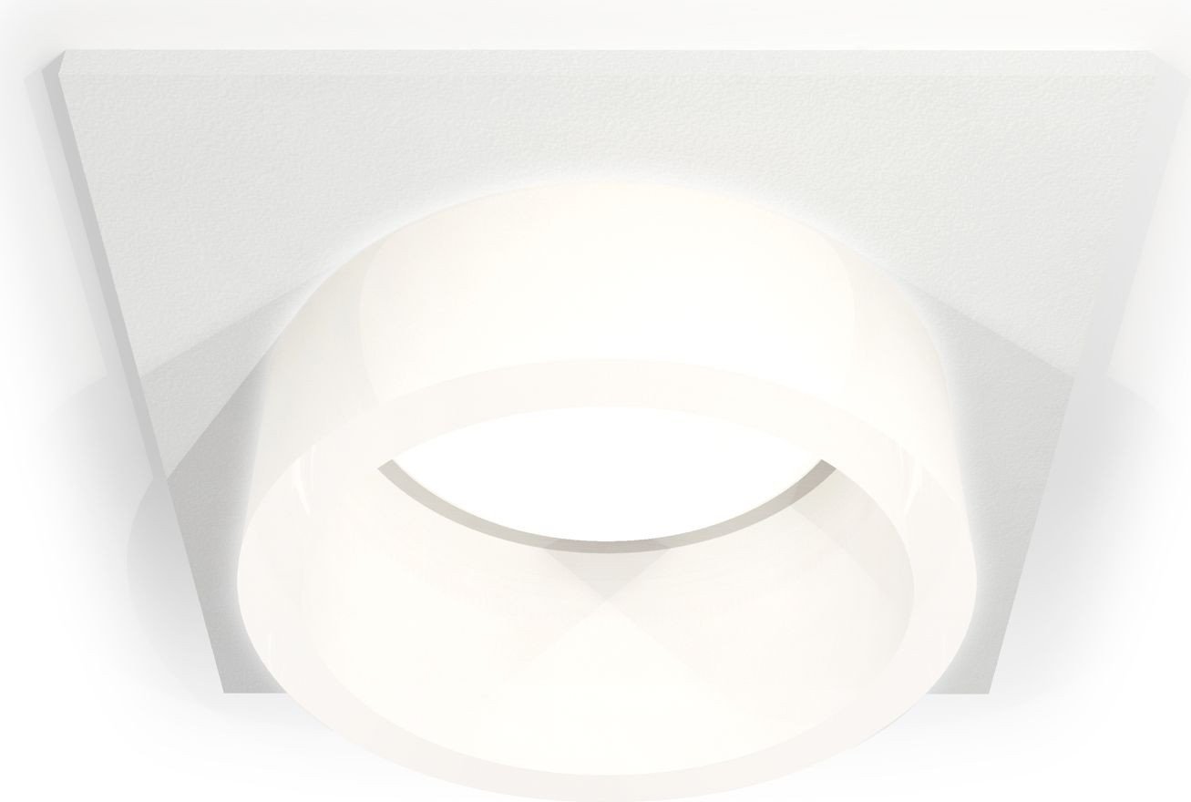 

Точечный светильник Ambrella light Techno spot XC6520065 SWH/FR