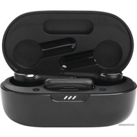 Наушники JBL Quantum TWS