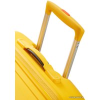 Чемодан-спиннер American Tourister Skytracer Saffron Yellow 77 см