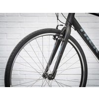 Велосипед Trek FX 2 (черный, 2019)