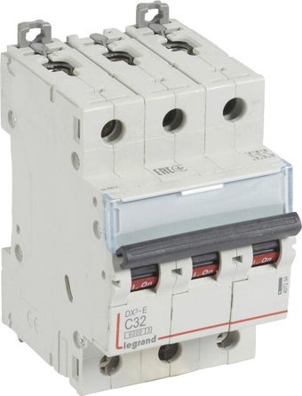 Выключатель автоматический Legrand DX3-E 3П C 32А 6кА 6000 3мод 230400В 407294