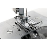 Электромеханическая швейная машина Jaguar Voyage
