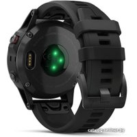 Умные часы Garmin Fenix 5 Plus Sapphire (черный)