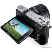 Беззеркальный фотоаппарат Samsung NX300 Kit 20-50mm