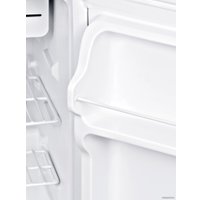 Однокамерный холодильник Hyundai CO1002 (белый)