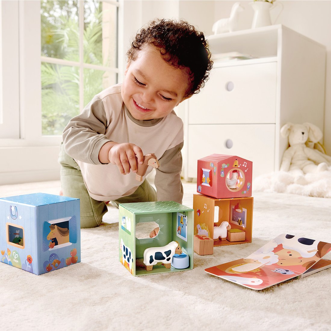 

Развивающая игра Hape Веселая Ферма E3437_HP