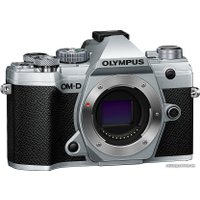 Беззеркальный фотоаппарат Olympus OM-D E-M5 Mark III Kit 12-45mm F4 Pro (серебристый)