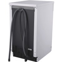 Отдельностоящая посудомоечная машина Indesit DFS 1C269