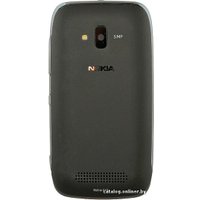 Телефон Nokia Lumia 610