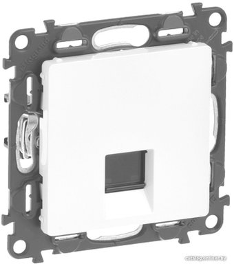 Розетка компьютерная Legrand Valena Life 753440